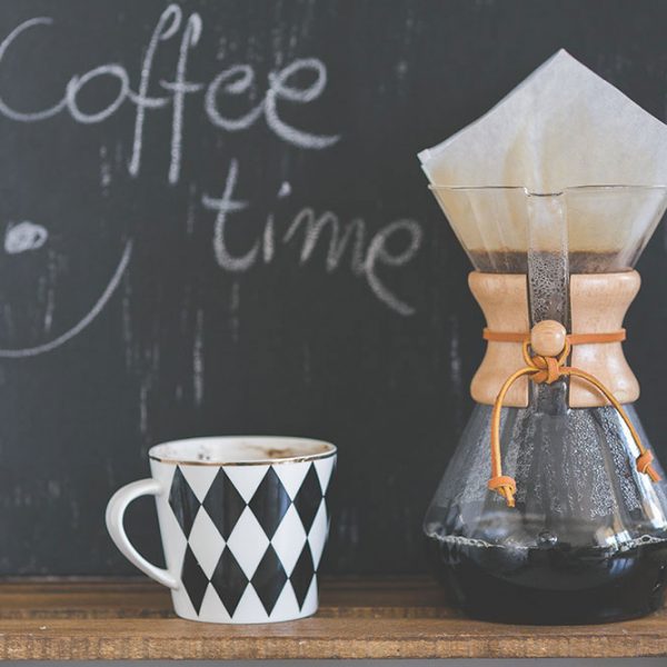 cup-of-coffee-and-Chemex cup-of-coffee-and-Chemex